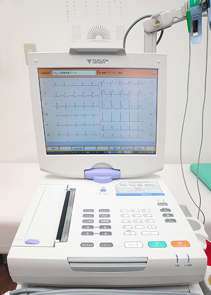 心電図・血圧脈波検査装置(VaSera,フクダ電子)